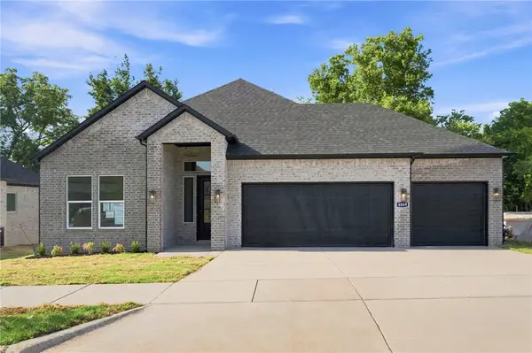 4824 W Succulent Street, Fayetteville, AR 72704
