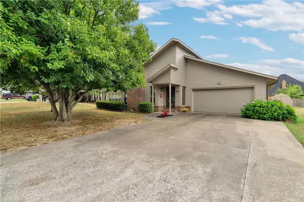 301 Edmondson Avenue, Springdale, AR 72764