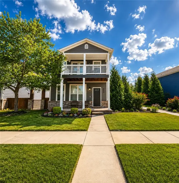 590 N Keats Drive, Fayetteville, AR 72704