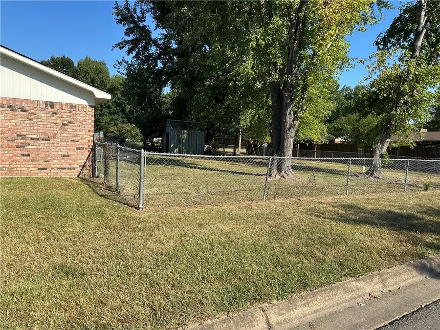 2102 E 14th Street, Russellville, AR 72802 - #3