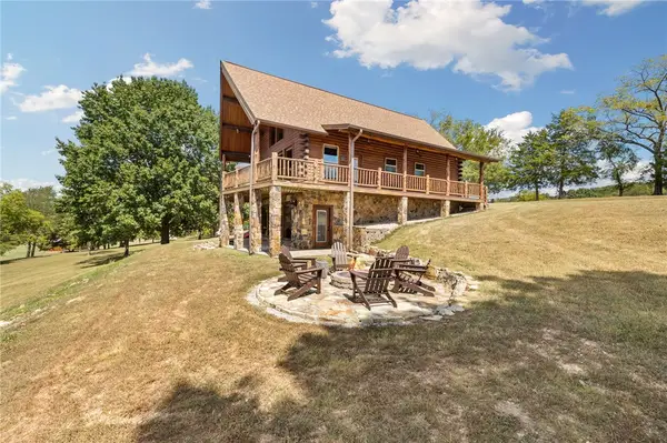 939 Terra Vista Road, Berryville, AR 72616