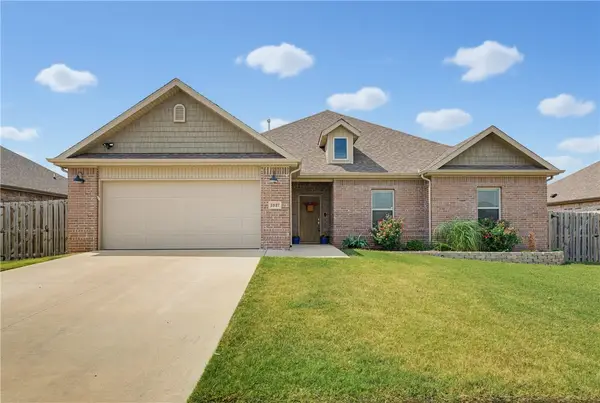 1037 Tracey Lane, Pea Ridge, AR 72751