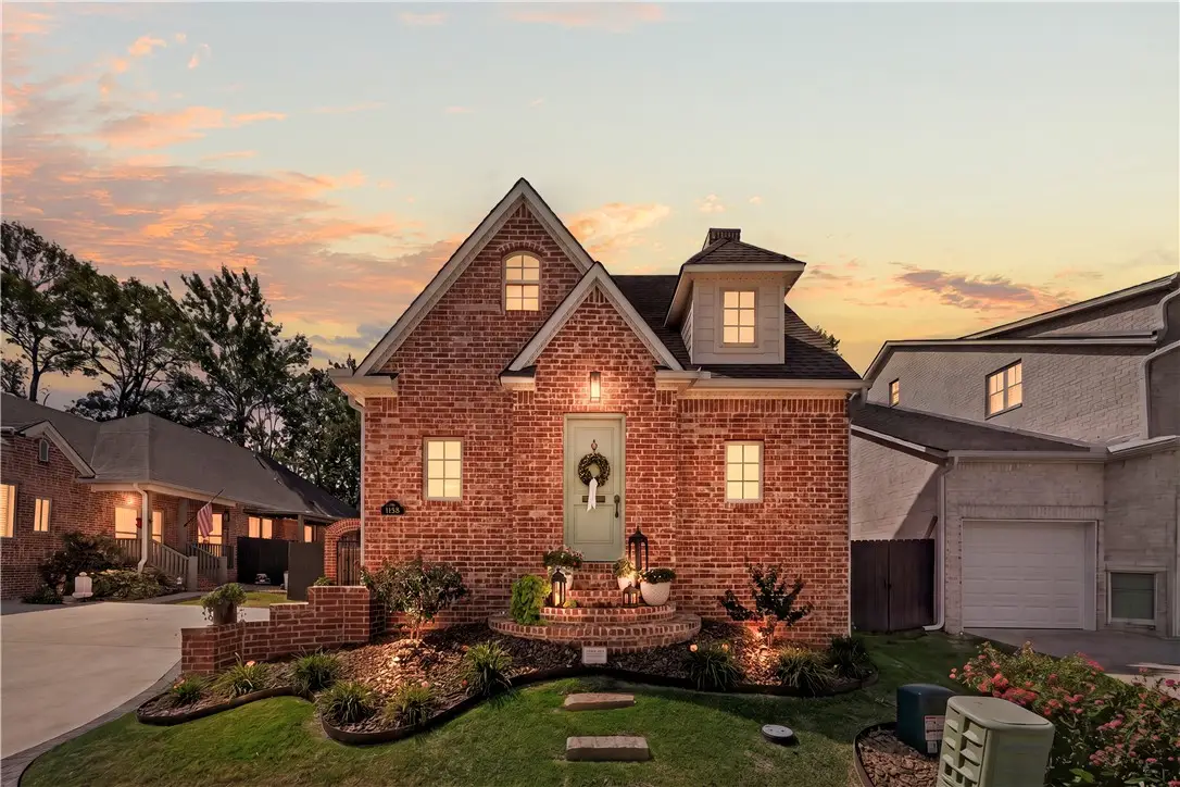 138 N Hawkstone Drive, Fayetteville, AR 72704 - #1