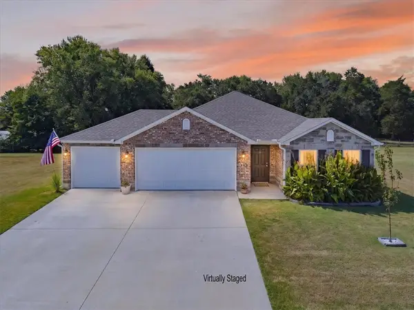 153 Stinson Street, Elkins, AR 72727