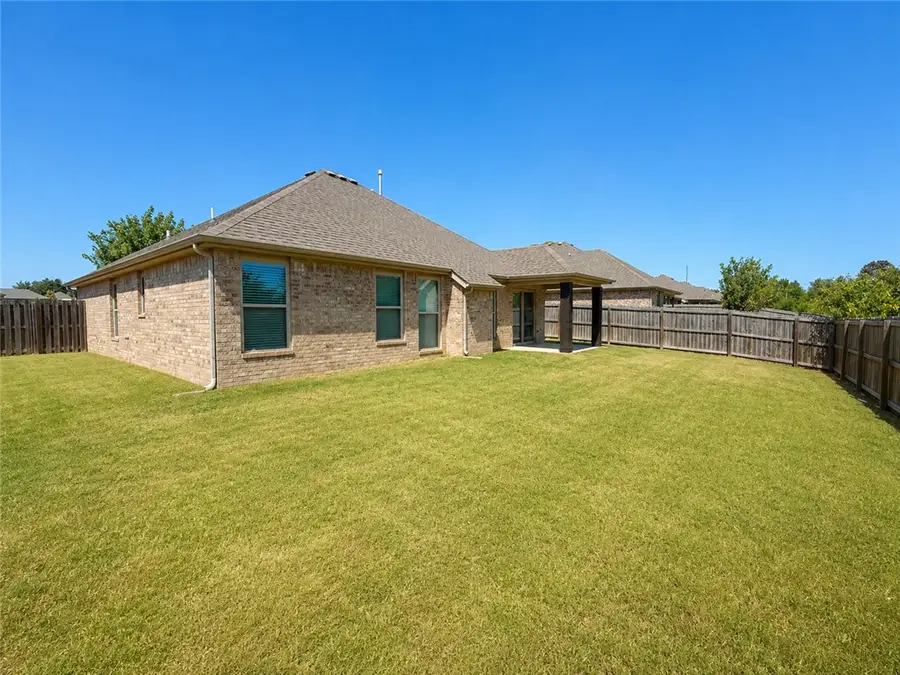 910 Silverthorn Drive, Centerton, AR 72719 - #2