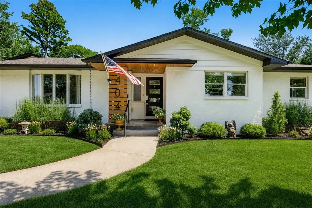 404 NW H Street, Bentonville, AR 72712 - #1