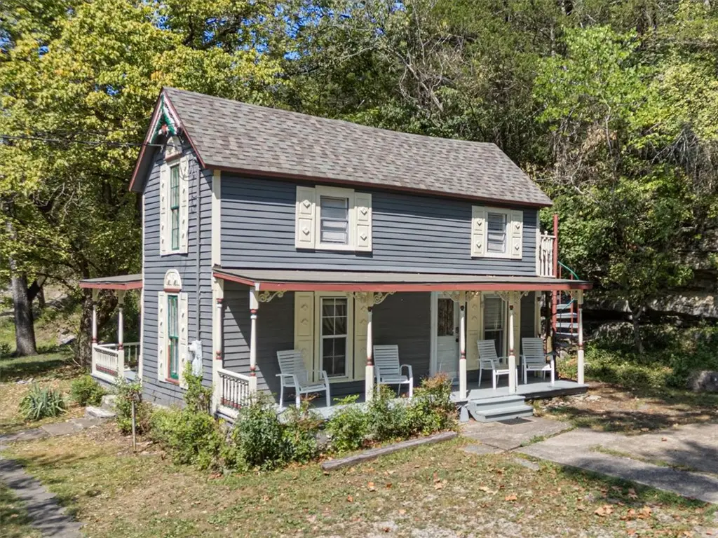 247 N Main Street, Eureka Springs, AR 72632 - #1