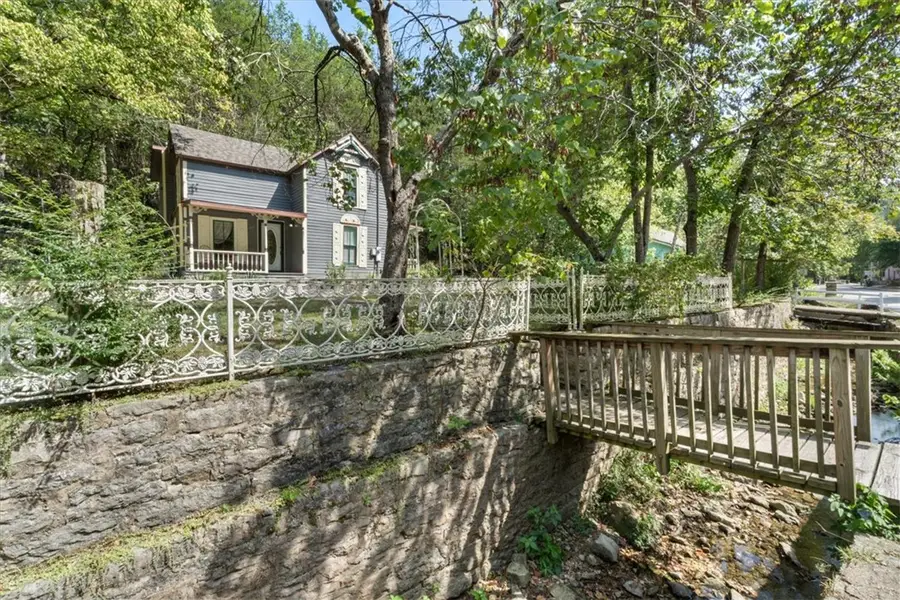 247 N Main Street, Eureka Springs, AR 72632 - #3