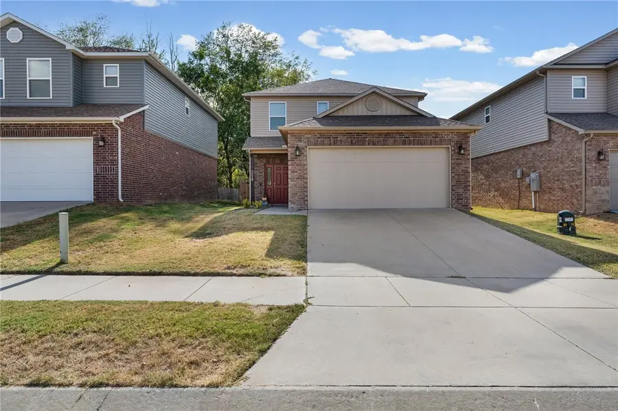 318 Mayflower Street, Lowell, AR 72745 - #2