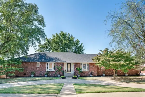501 Fairway Circle, Springdale, AR 72764