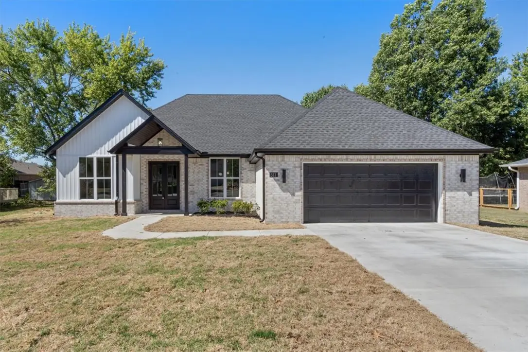 511 Westwood Avenue, Prairie Grove, AR 72753 - #1