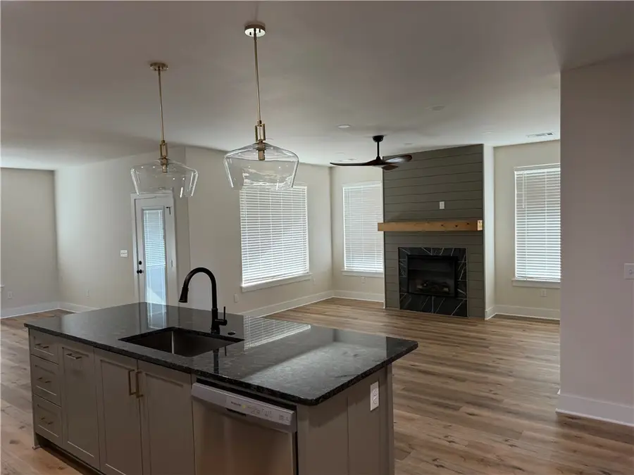 821 Pinnacle Street, Prairie Grove, AR 72753 - #2