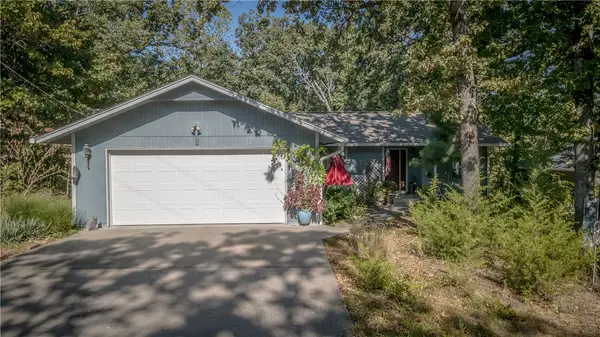 7 Kirkoswald Lane, Bella Vista, AR 72715