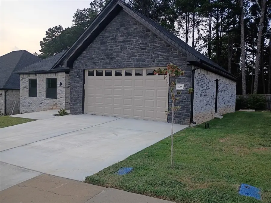 139 Harbor Circle, Russellville, AR 72802 - #2