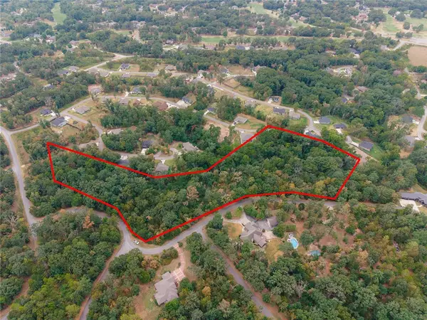 Cambeltown Lane, Bella Vista, AR 72715