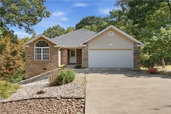 16 Bromyard Lane, Bella Vista, AR 72714