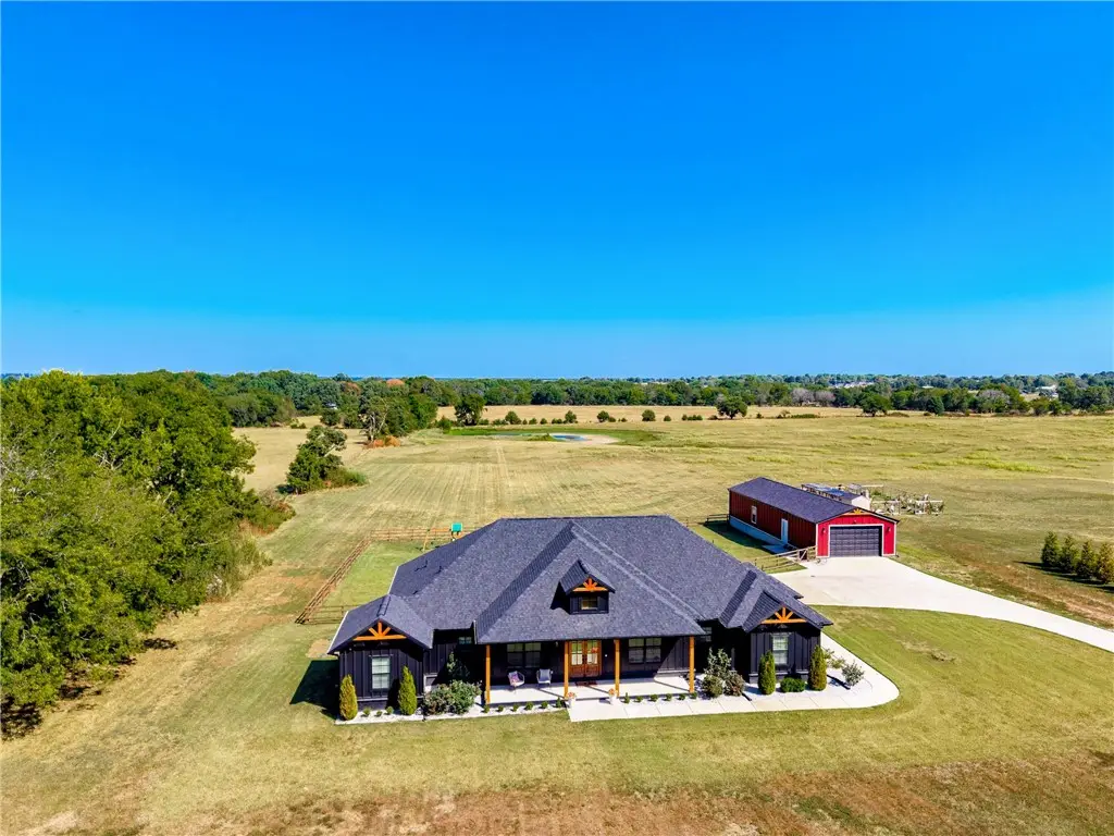 13568 S Ervan Beeks Road, Farmington, AR 72730 - #1