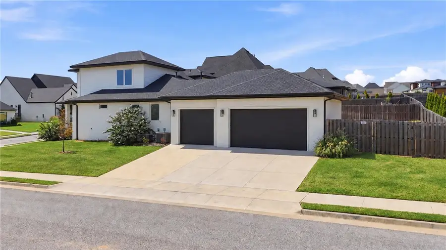 8001 W Ardmore Street, Rogers, AR 72758 - #3