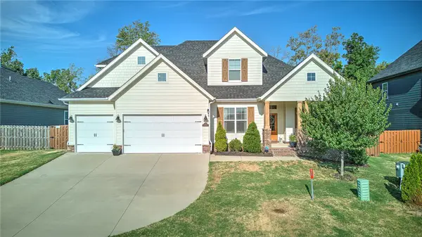 6402 S 63rd Street, Rogers, AR 72758