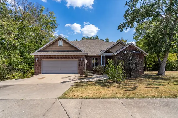 3006 Cortney Circle, Siloam Springs, AR 72761