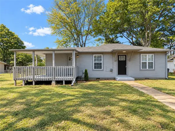 415 E K Place, Russellville, AR 72801