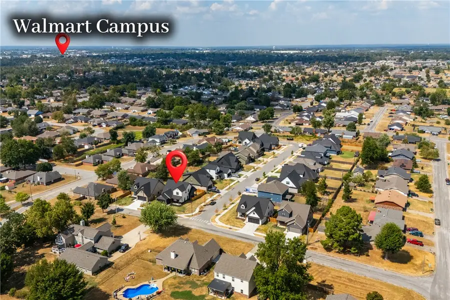 2331 W Seminole Drive, Rogers, AR 72758 - #2