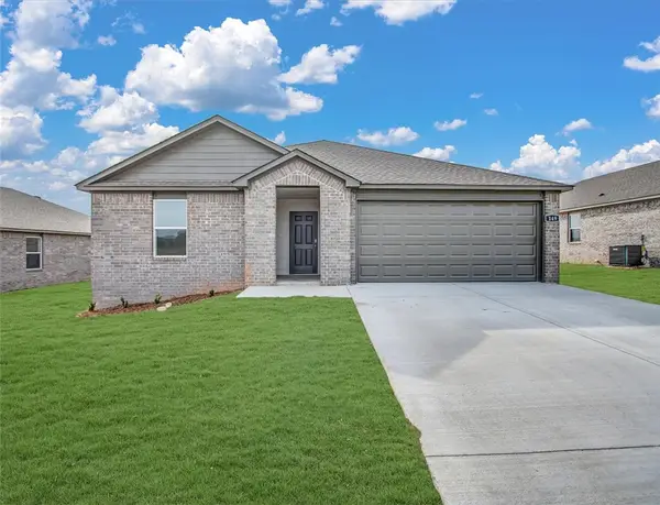 1790 Thelma Street, Springdale, AR 72762
