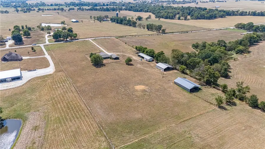 16146 Bethel Blacktop Road, Prairie Grove, AR 72753 - #2