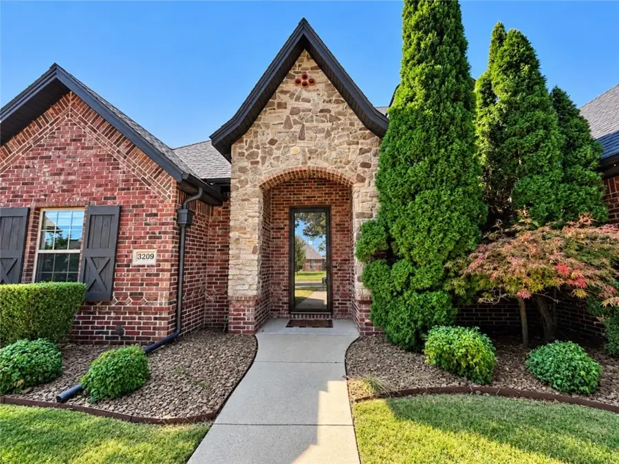 3209 SW Joshua Avenue, Bentonville, AR 72713 - #3