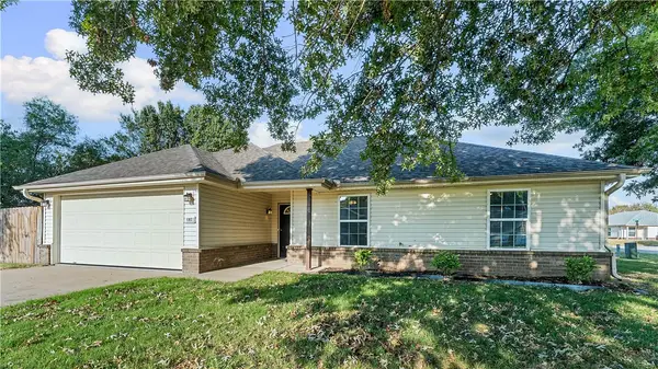 1302 Anna Street, Bentonville, AR 72712