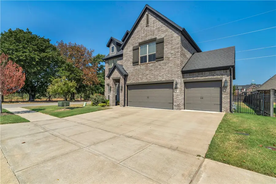 2404 SW Preston Park Avenue, Bentonville, AR 72713 - #3