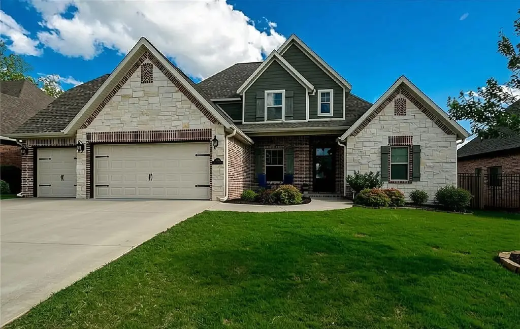 3805 Lone Oak Avenue, Bentonville, AR 72712 - #1