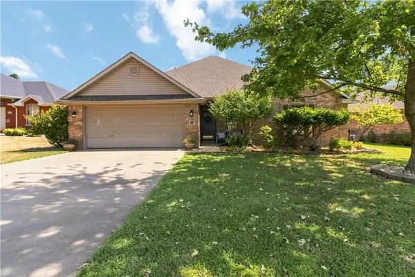 3887 Buckingham Terrace, Springdale, AR 72764
