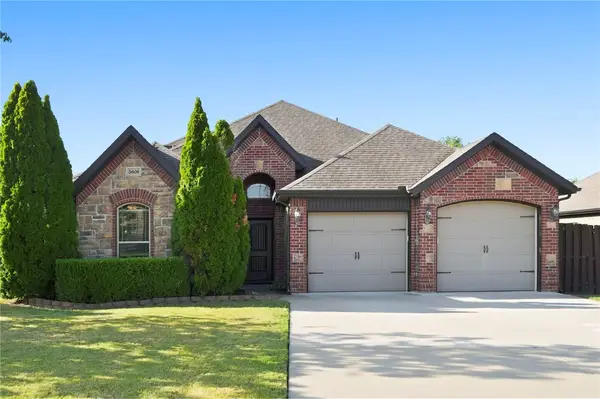 5608 W Murfield Drive, Rogers, AR 72758