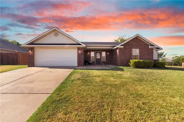 1141 Morgan Haley Lane, Springdale, AR 72764