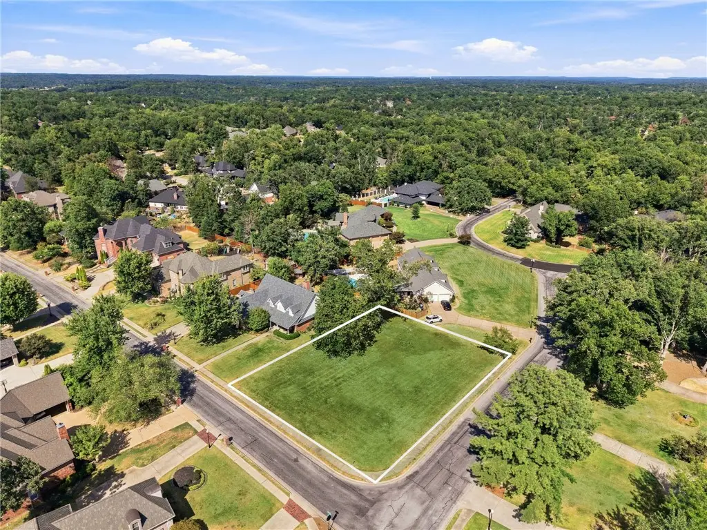 2 NW Robson Way, Bentonville, AR 72712 - #1