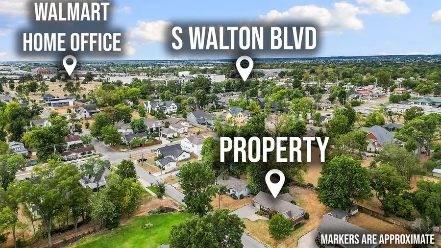 207 NW F Street, Bentonville, AR 72712 - #2
