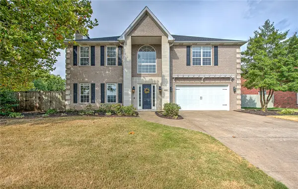 5212 S 44th Place, Rogers, AR 72758