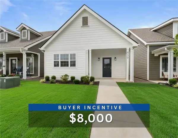 830 NE Heights Lane, Bentonville, AR 72712