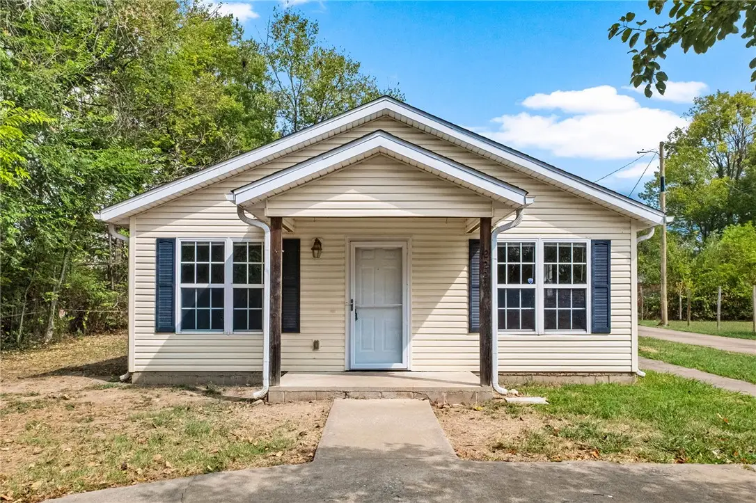 222 E 13th Street, Fayetteville, AR 72701 - #1