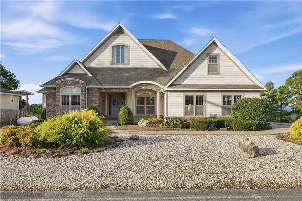 153 Holiday Island Drive, Holiday Island, AR 72631
