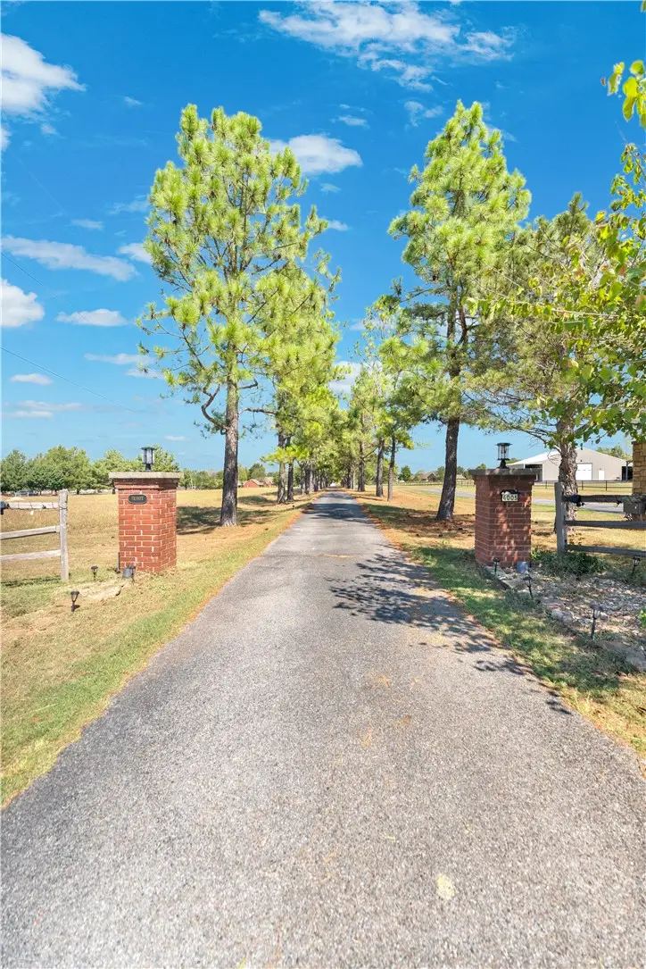 4005 N Old Wire Road, Fayetteville, AR 72703 - #3
