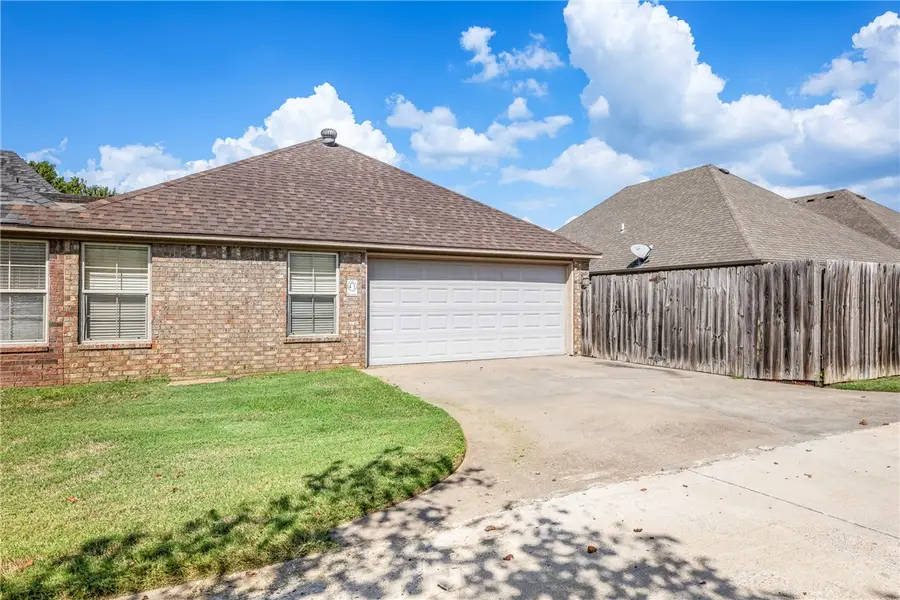 3113 SW Stonepoint Avenue, Bentonville, AR 72713 - #3