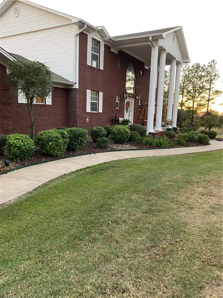 3 Bluff Drive, Russellville, AR 72802 - #2