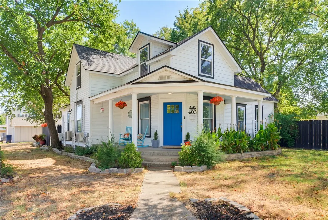 403 S Wright Street, Siloam Springs, AR 72761 - #1