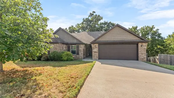 2150 Hunter Drive, Pea Ridge, AR 72751