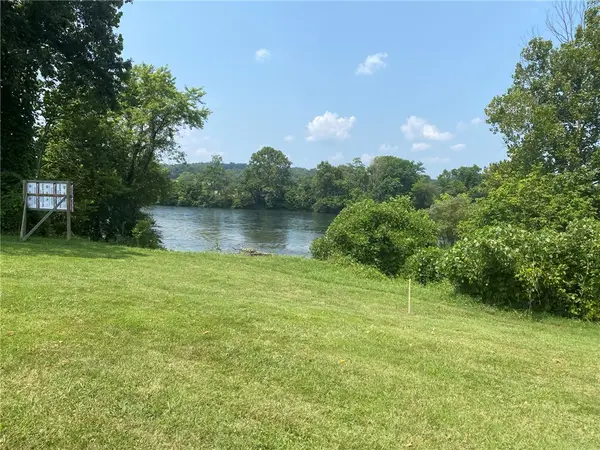 Hurst Way, Cotter, AR 72626