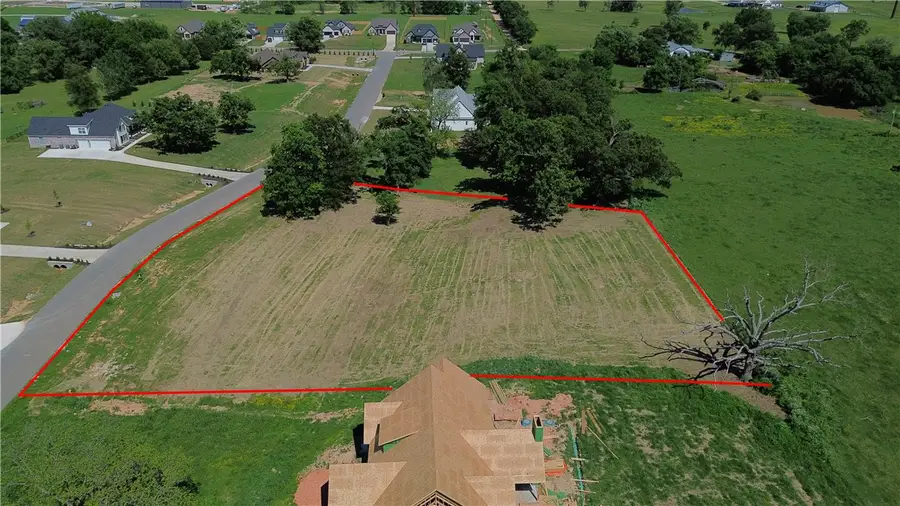 3089 Buck Avenue, Elm Springs, AR 72762 - #3