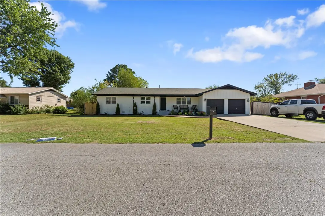 1813 S J Street, Rogers, AR 72756 - #1
