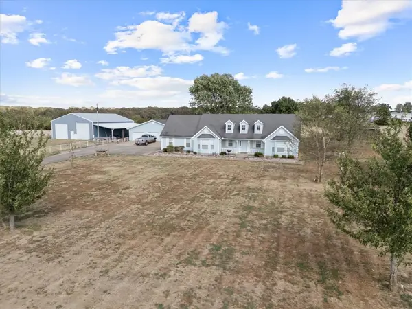 11516 Pleasant Hill Road, Lincoln, AR 72744